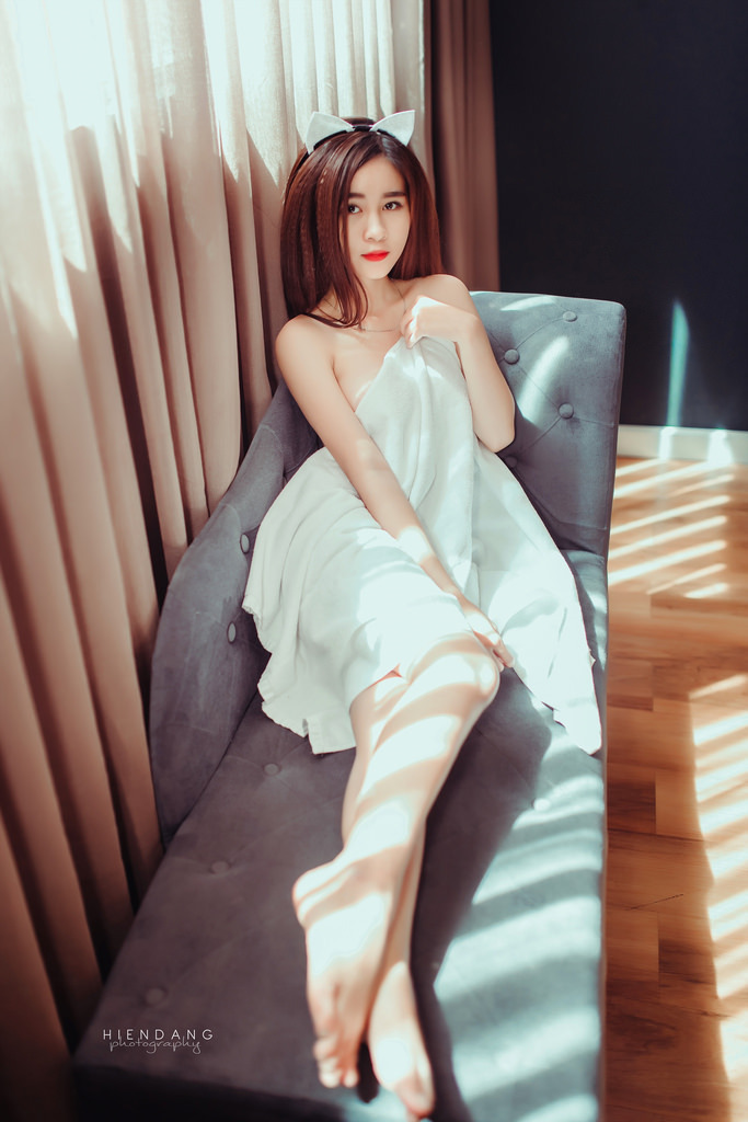小舞在公厕被灌满jing液